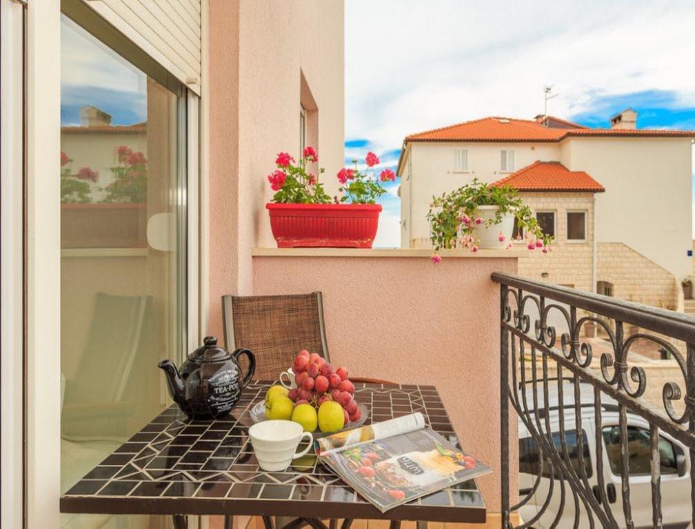 La Vita E Bella Apartment Хвар Екстериор снимка