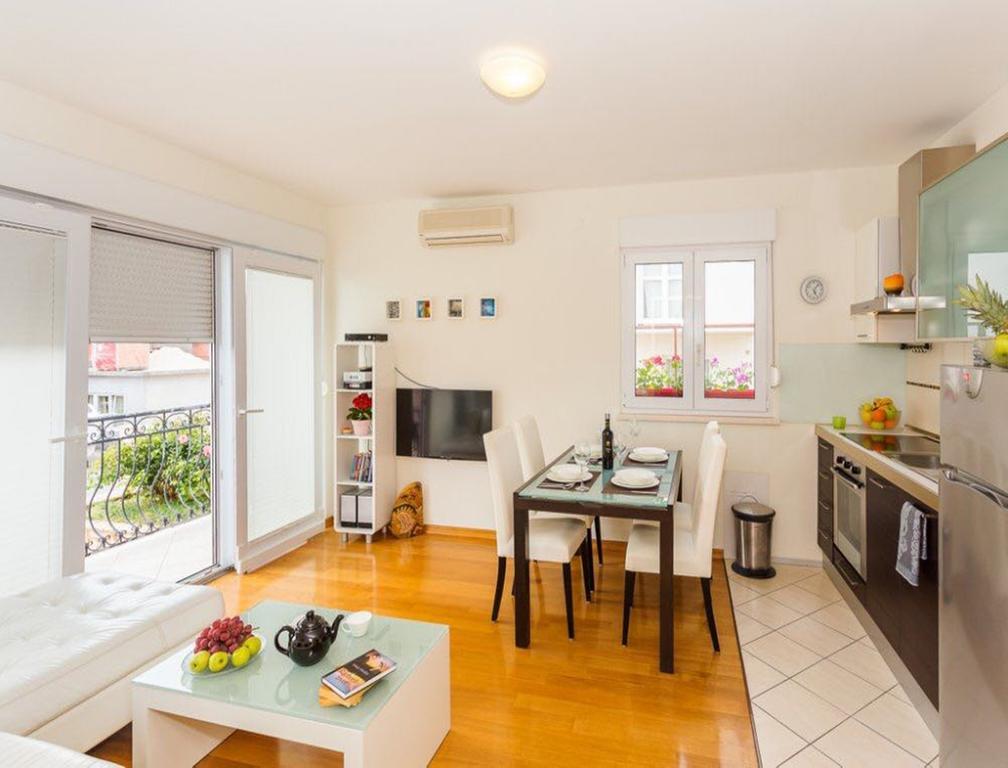 La Vita E Bella Apartment Хвар Екстериор снимка